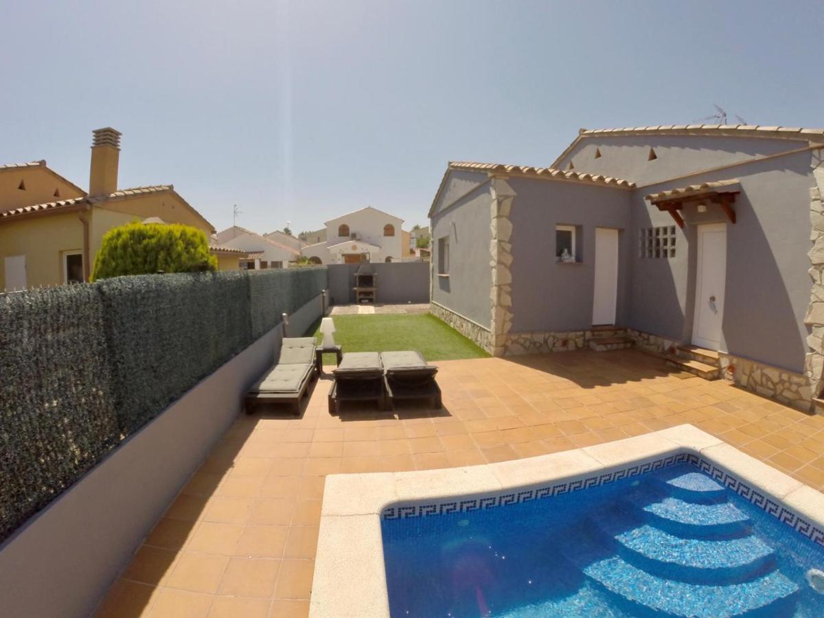 Casa En L Escala Con Piscina Y Wifi Free Βίλα L' Escala Εξωτερικό φωτογραφία