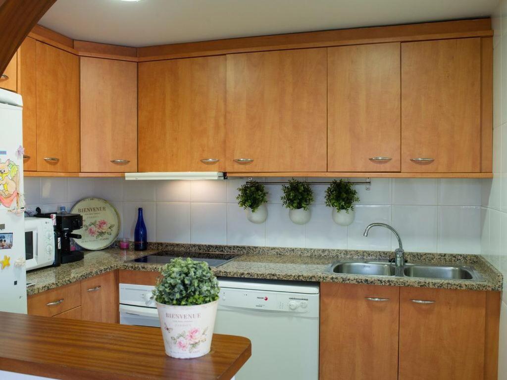 Casa En L Escala Con Piscina Y Wifi Free Βίλα L' Escala Εξωτερικό φωτογραφία